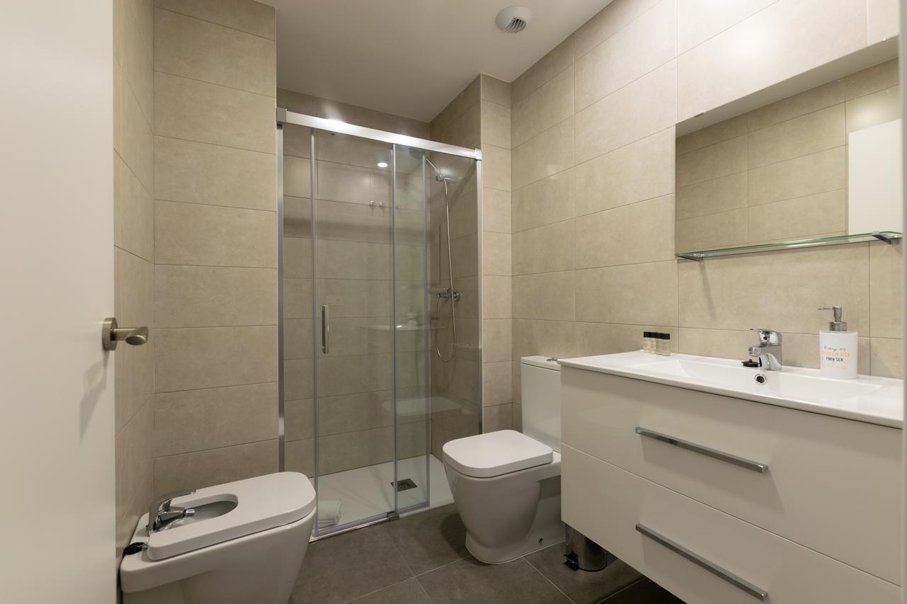 Apartments Madrina Valencia Exterior photo